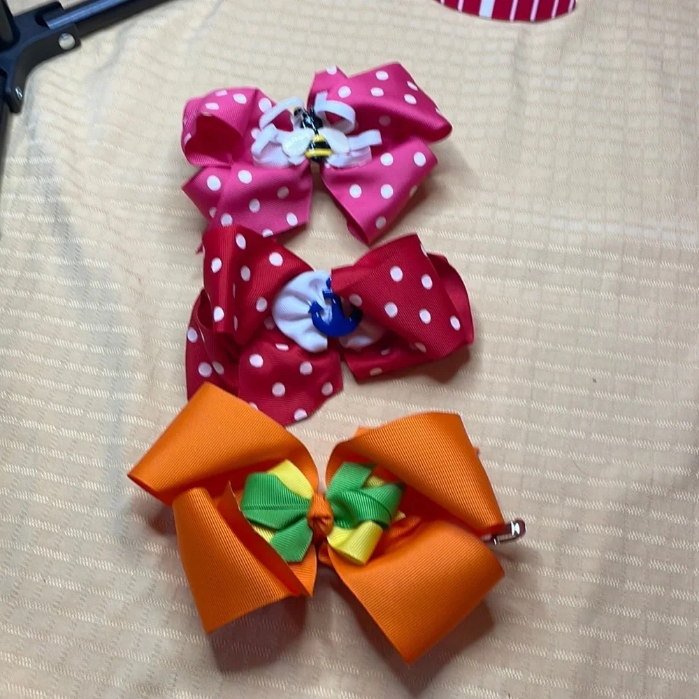 Hair bows